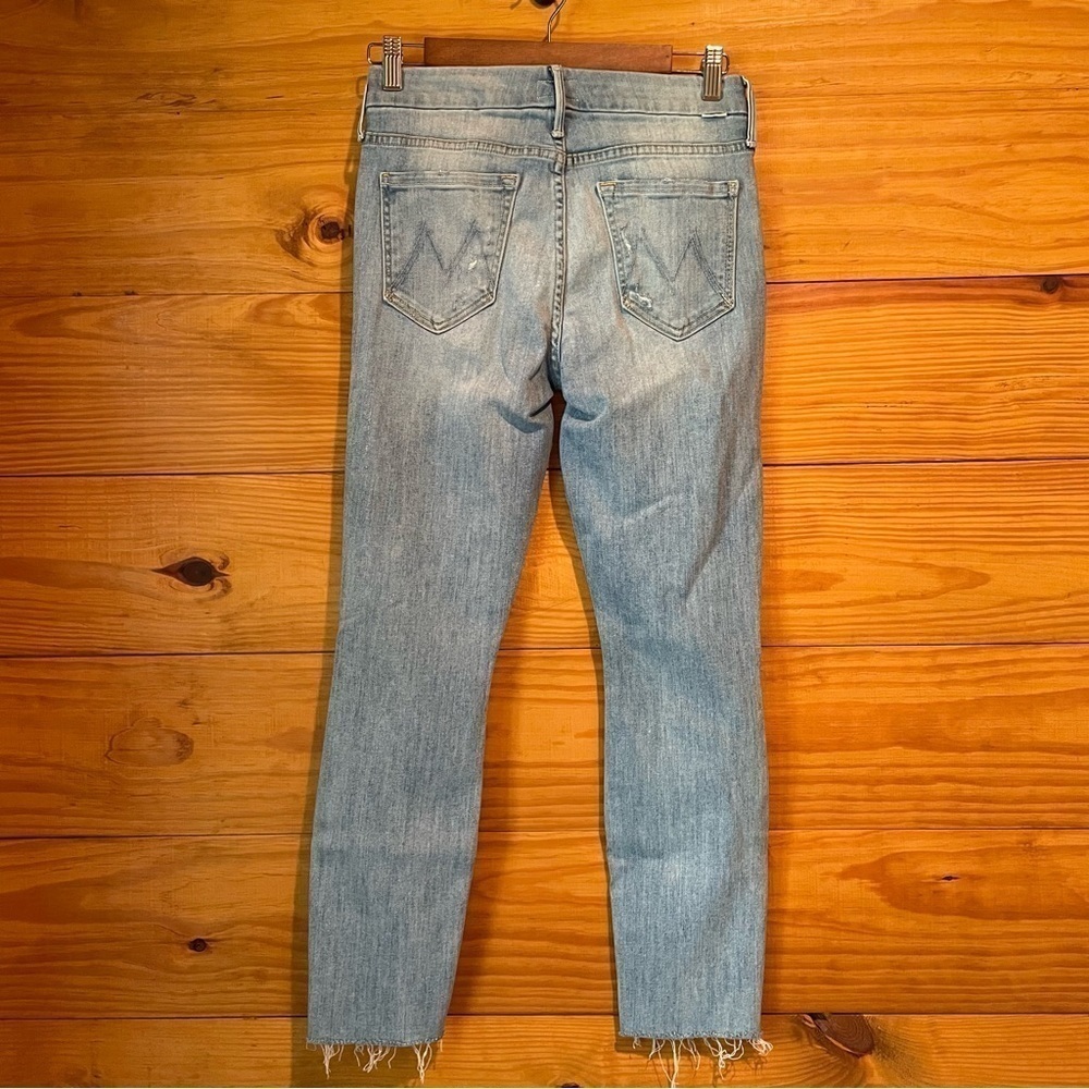 MOTHER The Looker Ankle Fray Jeans in Written In The Sand Distressed 26 - Picture 3 of 13